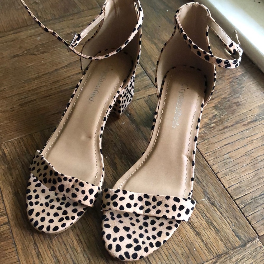 Leopard heel sandals